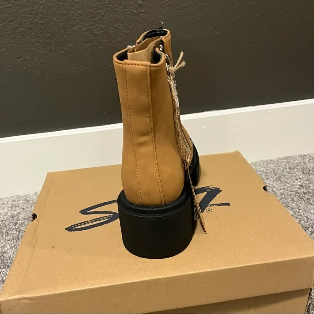 SEVEN7 Women's Vault Boots